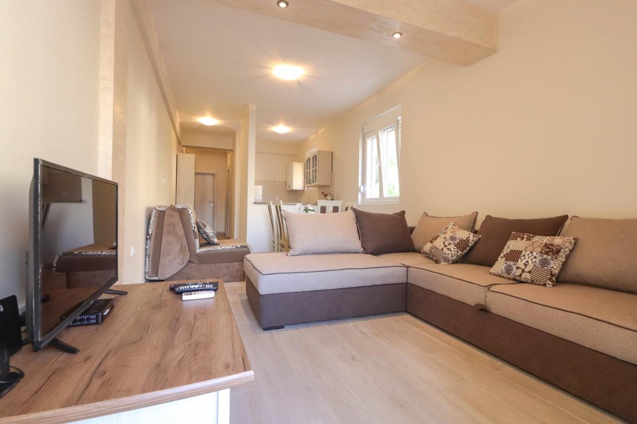 Sea Star Luxury Apartment โกตอร์ ภายนอก รูปภาพ