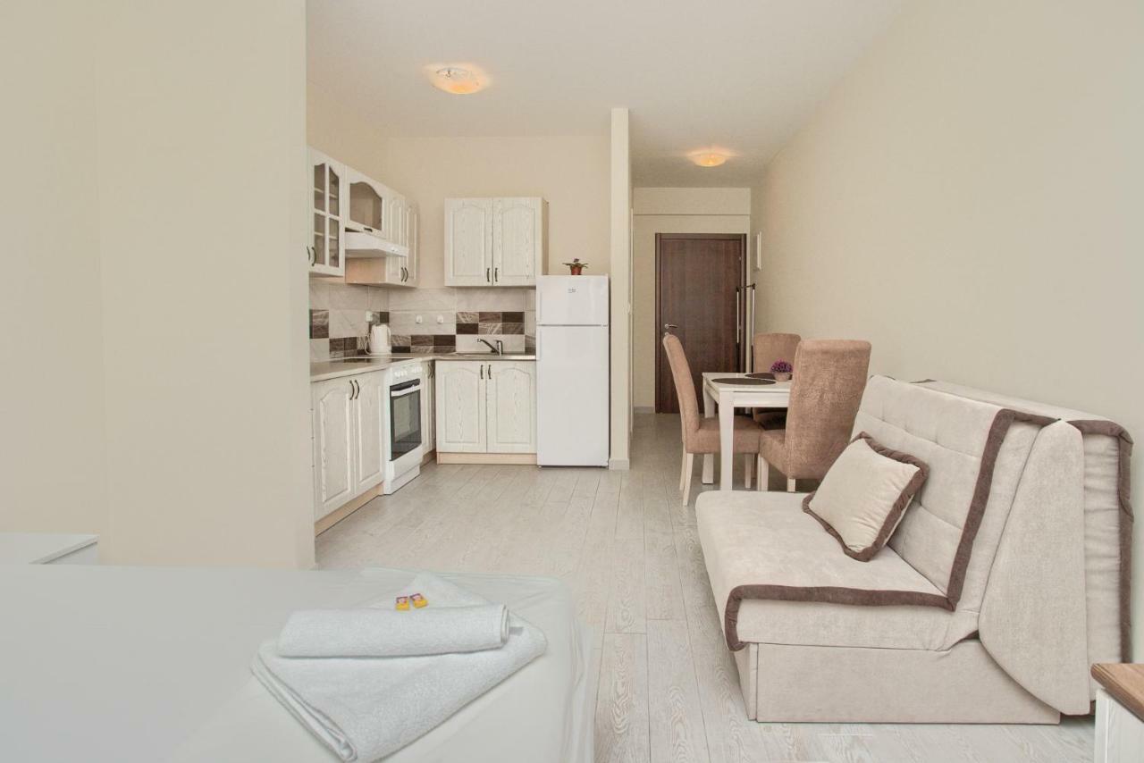 Sea Star Luxury Apartment โกตอร์ ภายนอก รูปภาพ